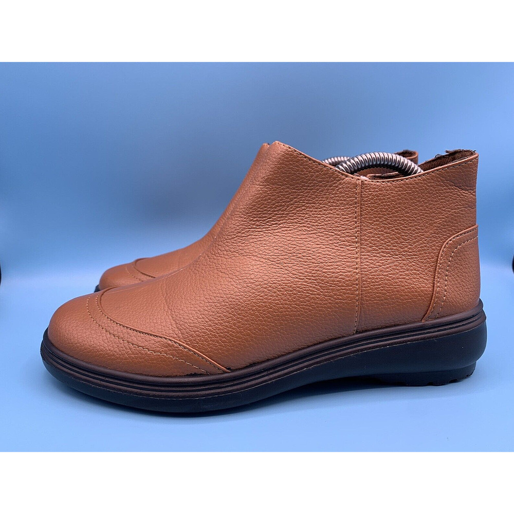 INGARO TRISH Brown Side Zip Lightweight Ankle Boots Booties Women's Size 7 M